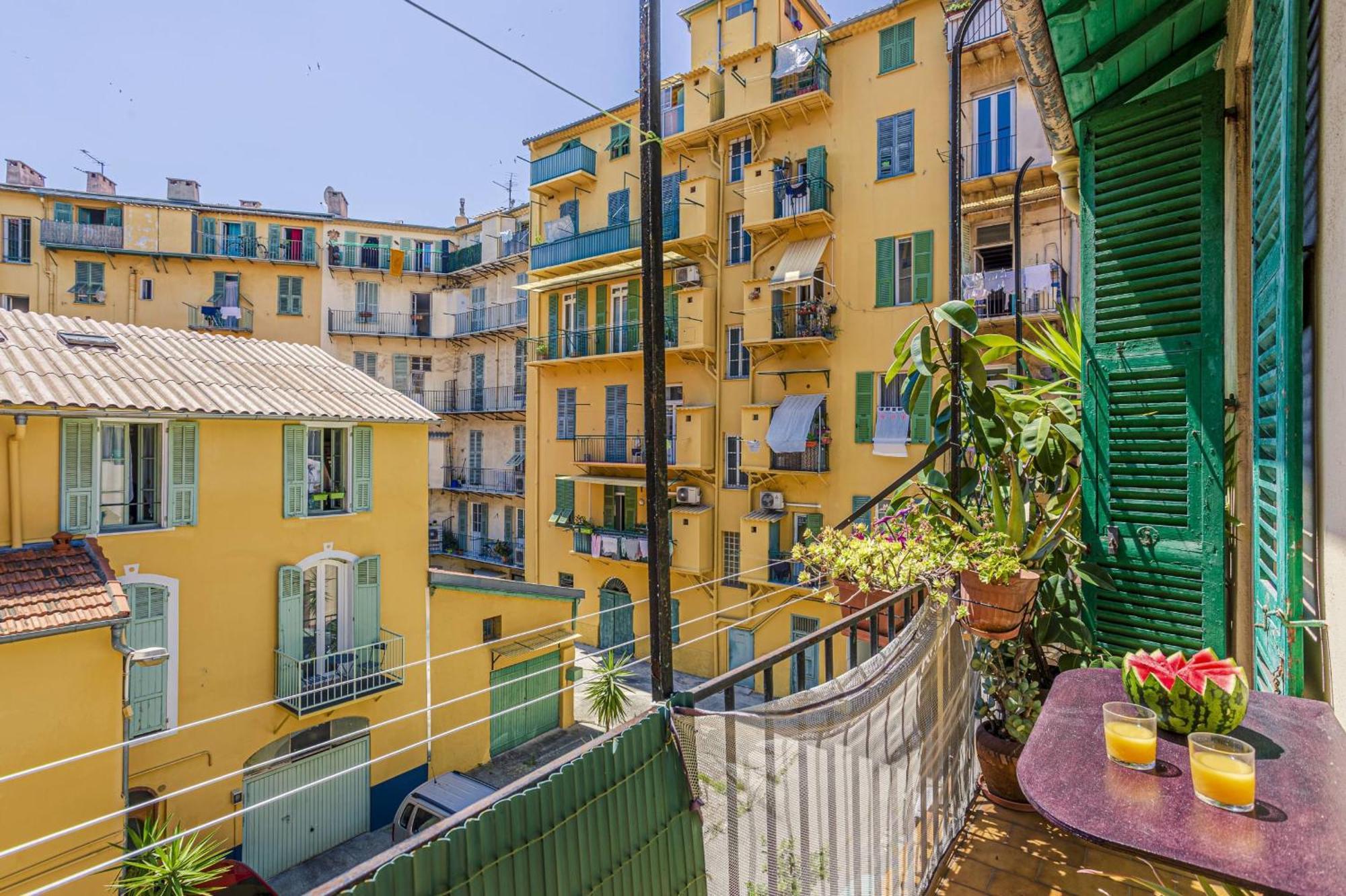 Guisol - Typical Nice 3 Bedroom Ac Near Port Kültér fotó